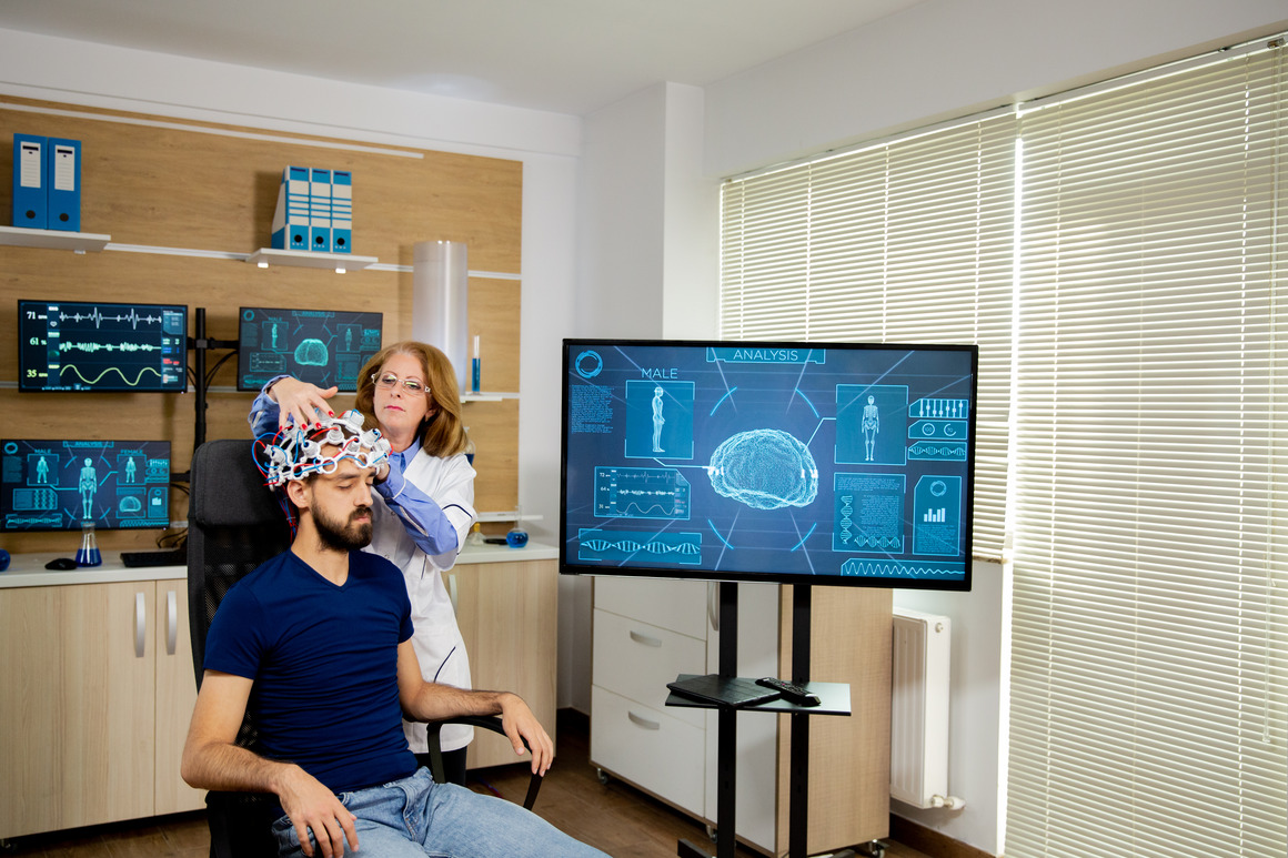Sering Migrain dan Insomnia? Mungkin Anda Perlu Terapi Neurofeedback